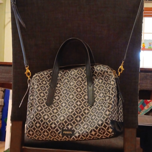 NWOT FOSSIL Purse 👜 Perfect Condition:) - Picture 2 of 10